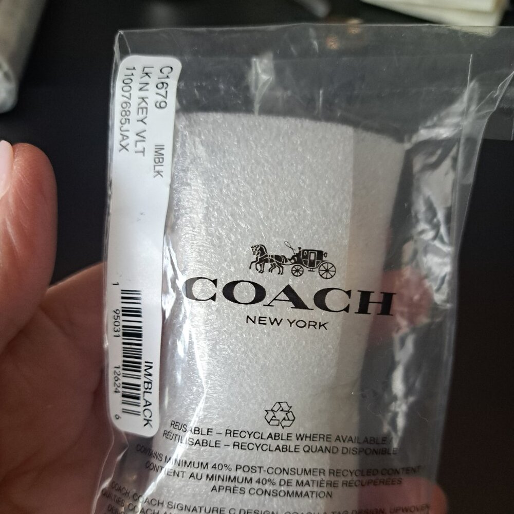 NWT Coach Lock and Key in Black and Gold
